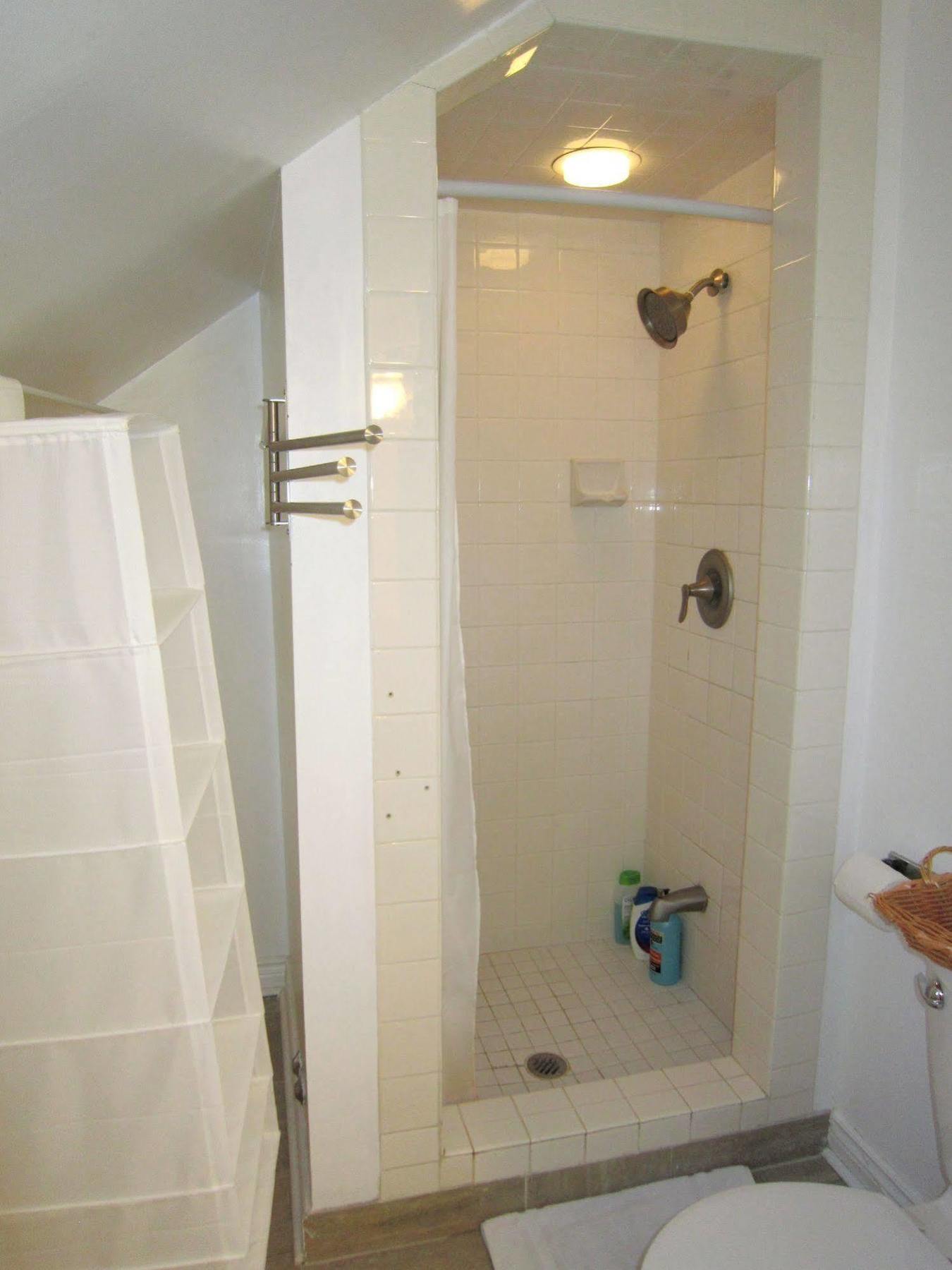 Spadina 11 Guesthouse تورونتو المظهر الخارجي الصورة