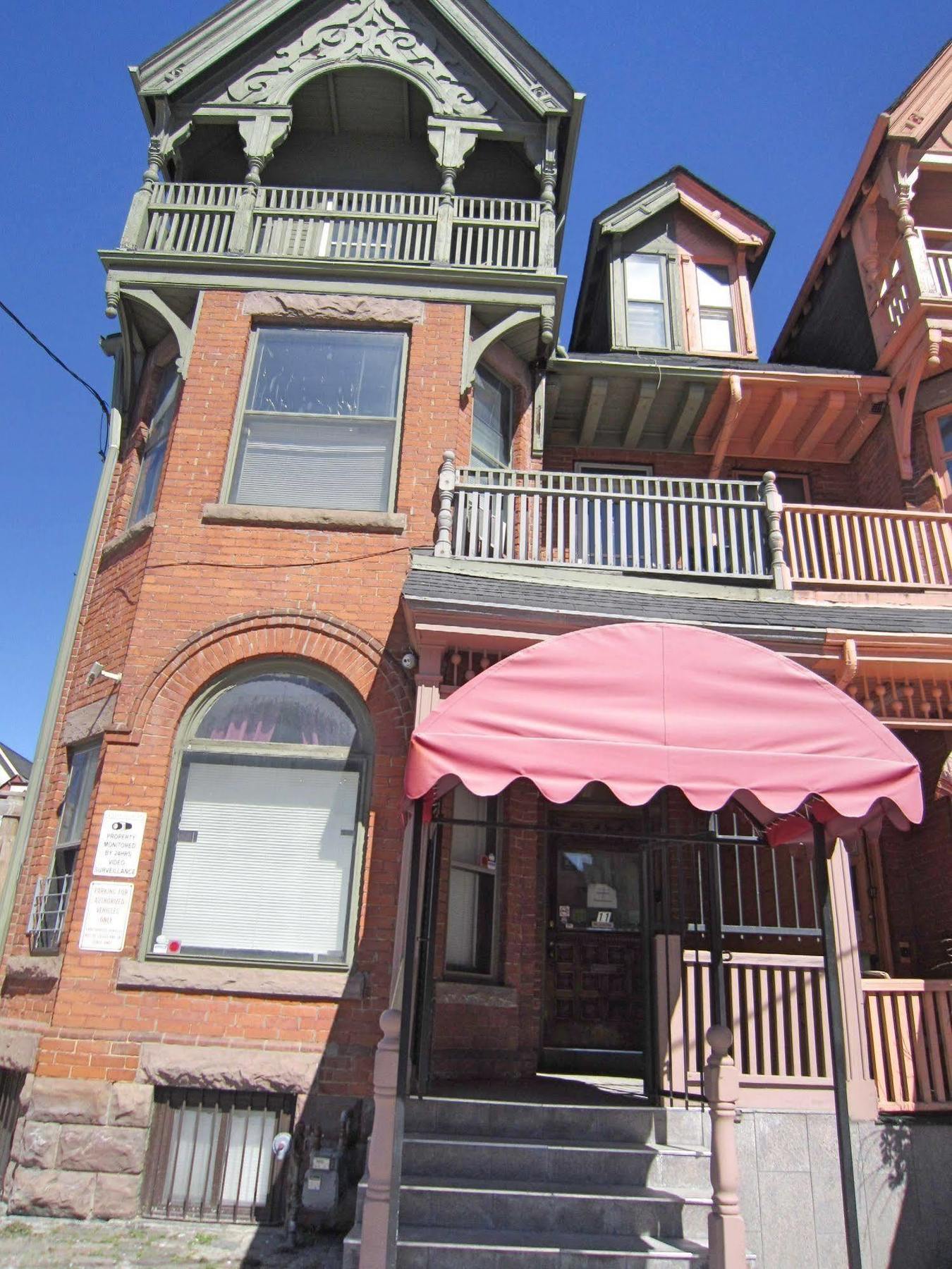 Spadina 11 Guesthouse تورونتو المظهر الخارجي الصورة